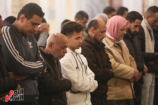 صلاة العشاء والترويح فى ثالث أيام رمضان صلاة العشاء والترويح فى ثالث أيام رمضان