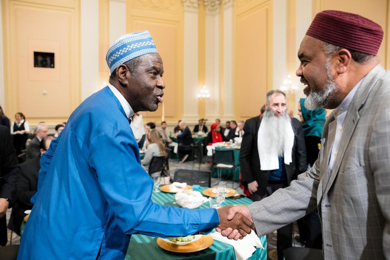 جانب من الحضور بالحفل جانب من الحضور بالحفل