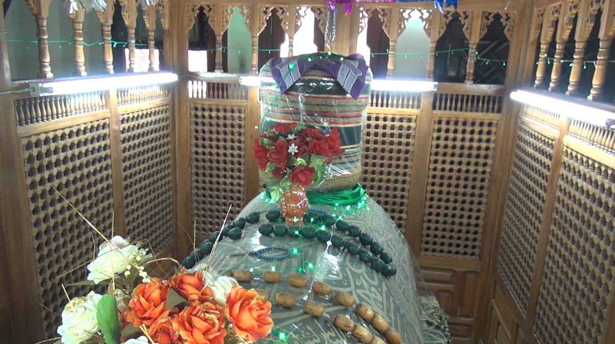 ضريح الاربعين فى السويس ضريح الاربعين فى السويس