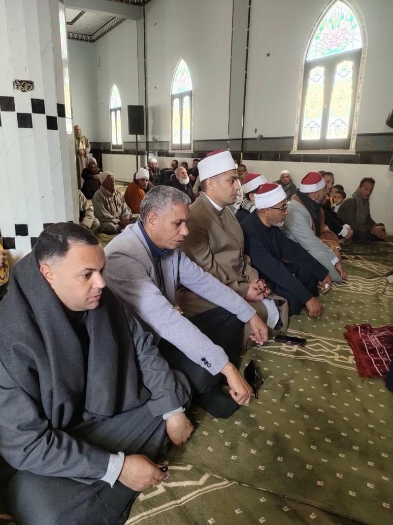 الحضور خلال افتتاح مسجد بالحامول الحضور خلال افتتاح مسجد بالحامول