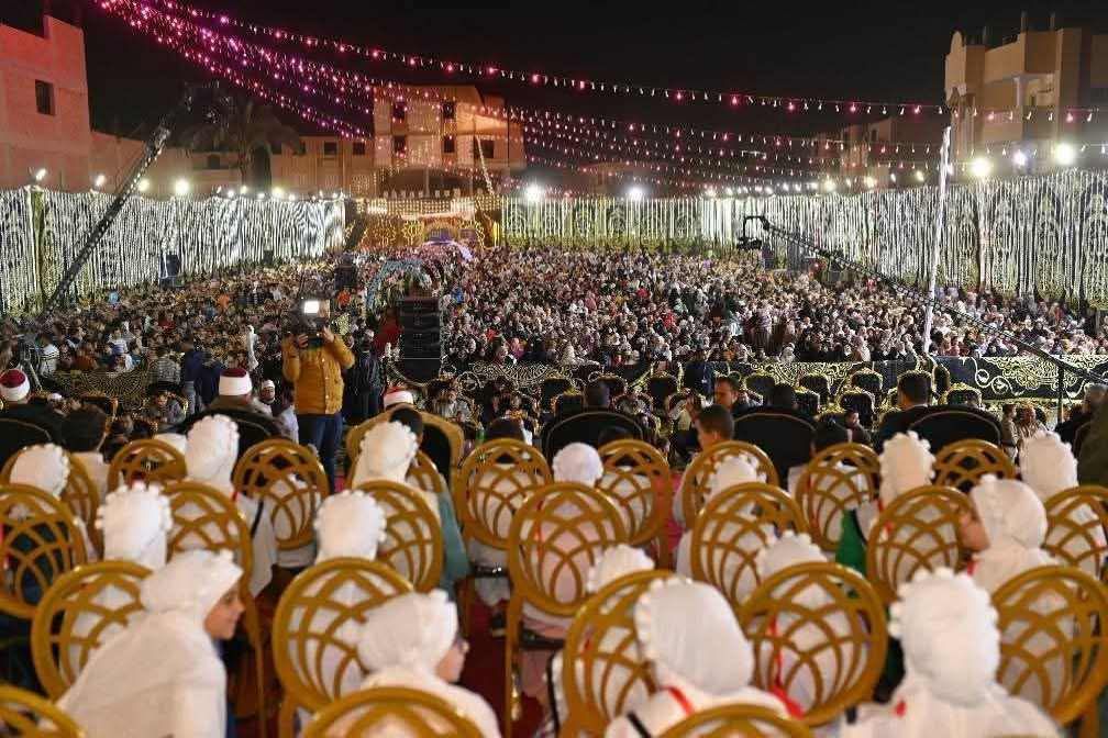 فرحة وبهجة من المشاركين والمكرمين فرحة وبهجة من المشاركين والمكرمين