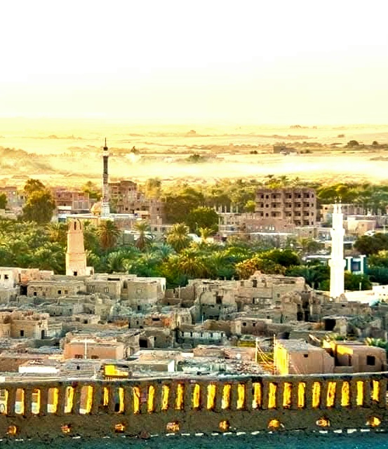 مئذنة مسجد نصر الدين بين مساكن القرية مئذنة مسجد نصر الدين بين مساكن القرية