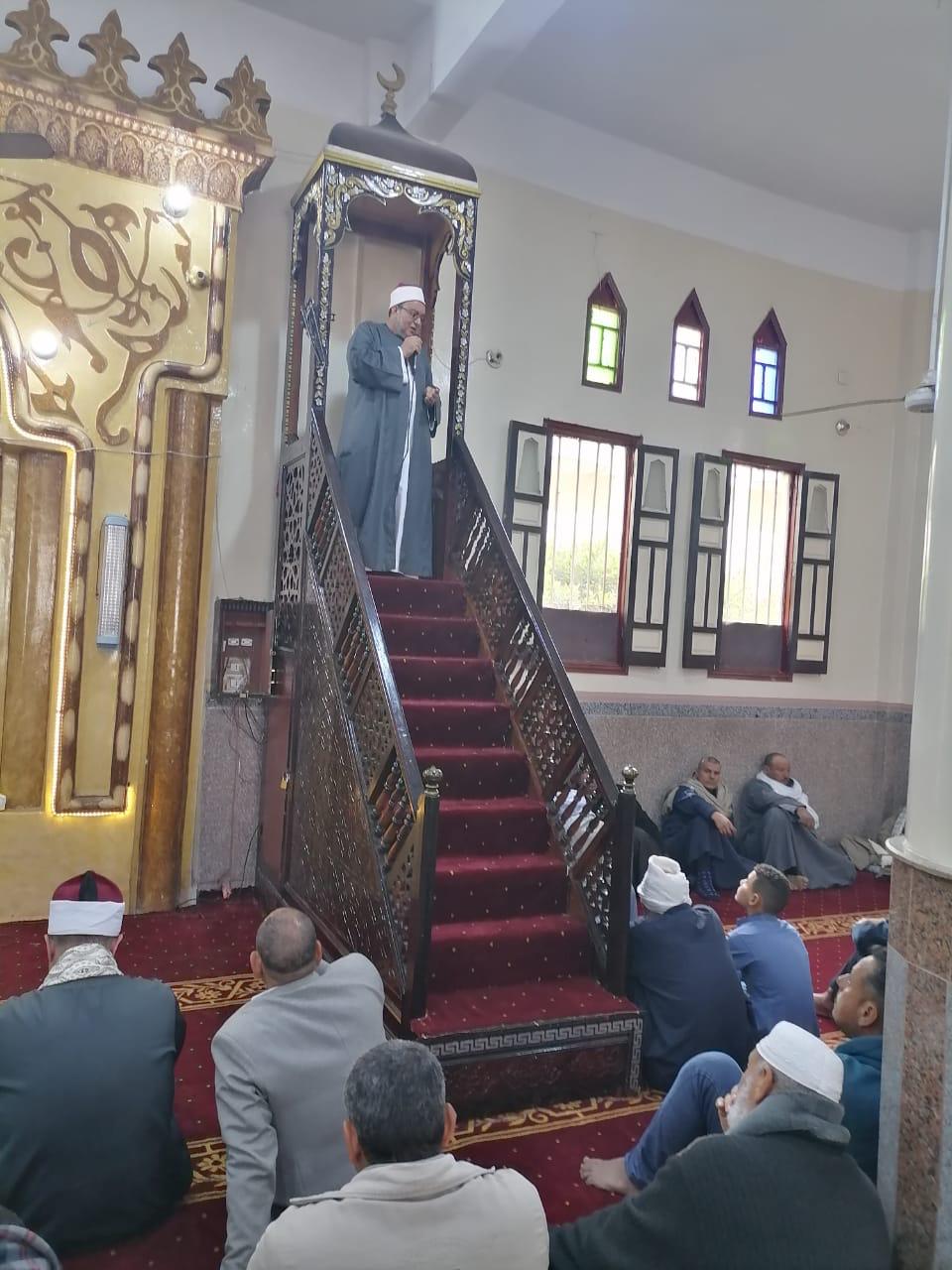 جانب من الخطبة. جانب من الخطبة.