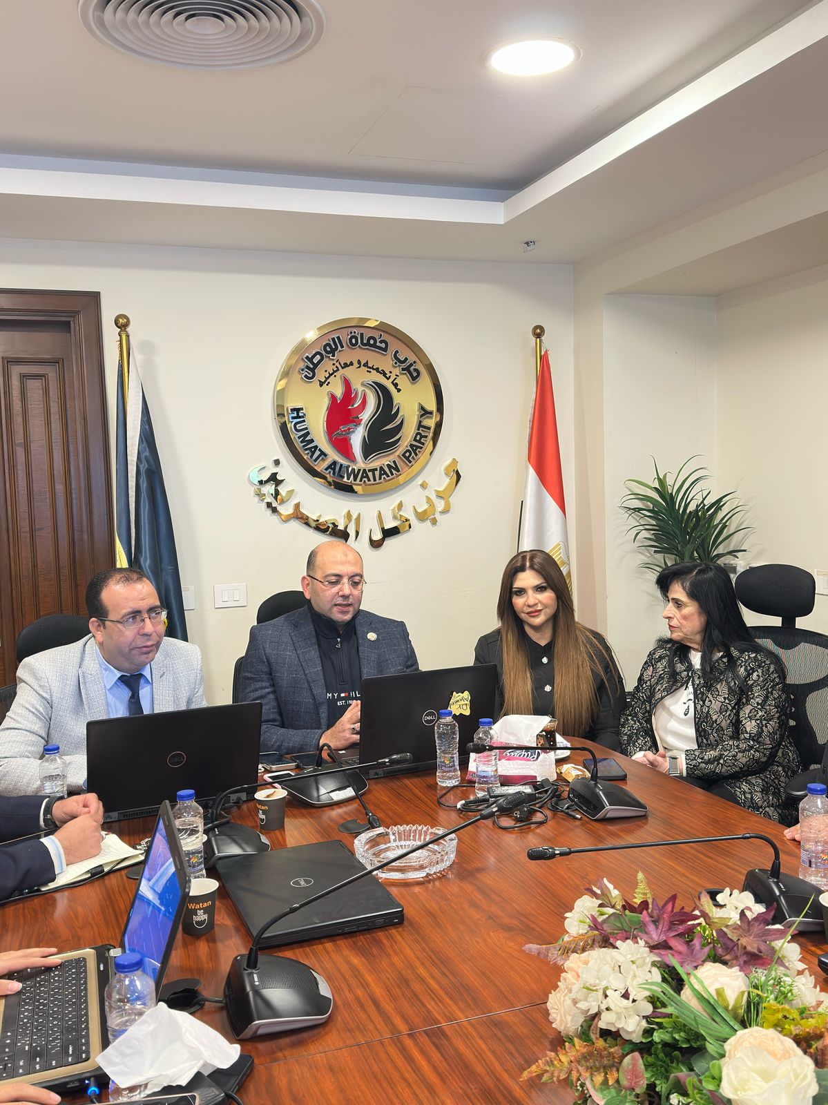 أحمد التايب يُلقى محاضرة عن النضج التوعوى خلال دورة التأهيل السياسى بحماة الوطن (3)