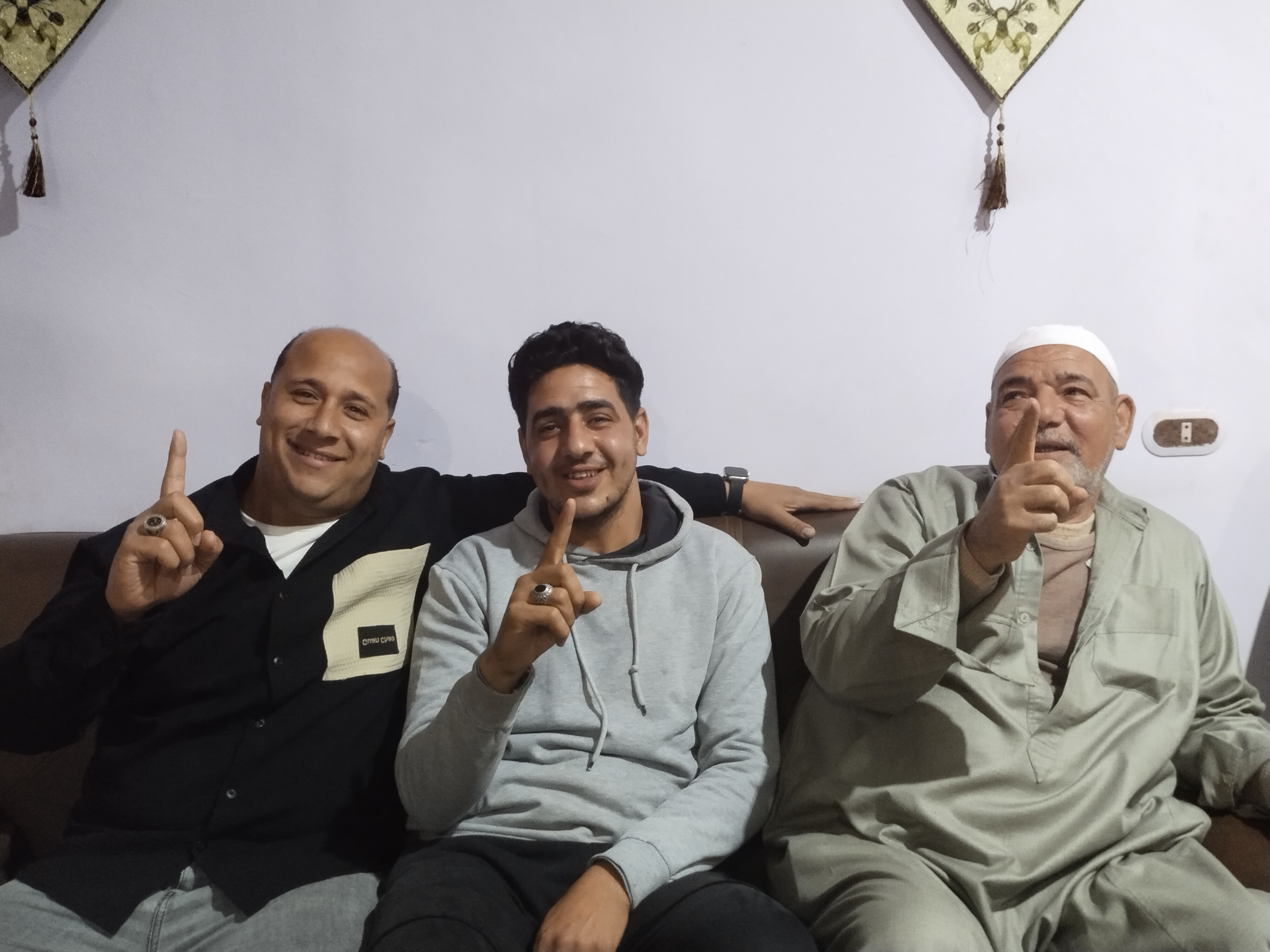 أبناء الغلبان أبناء الغلبان