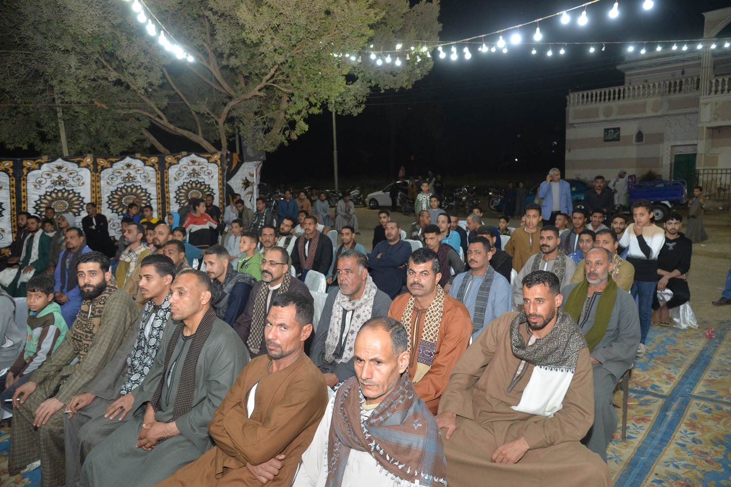 جانب من الحضور (1)