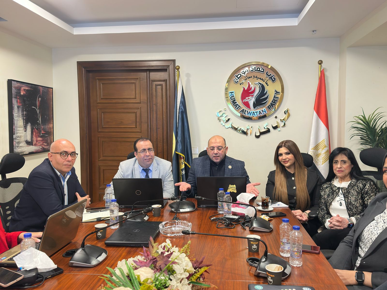 أحمد التايب يُلقى محاضرة عن النضج التوعوى خلال دورة التأهيل السياسى بحماة الوطن (1)