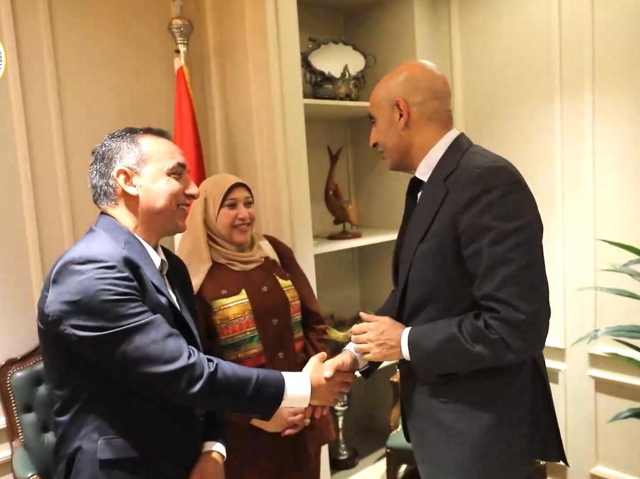 والد ووالدة الطالبة رضوى والد ووالدة الطالبة رضوى