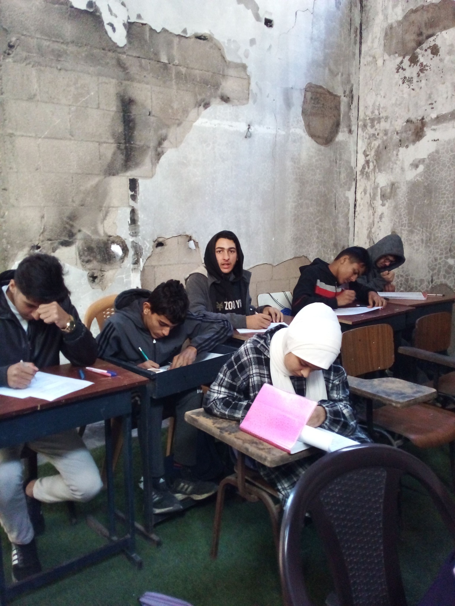 إجراء امتحانات لطلاب غزة داخل القطاع إجراء امتحانات لطلاب غزة داخل القطاع