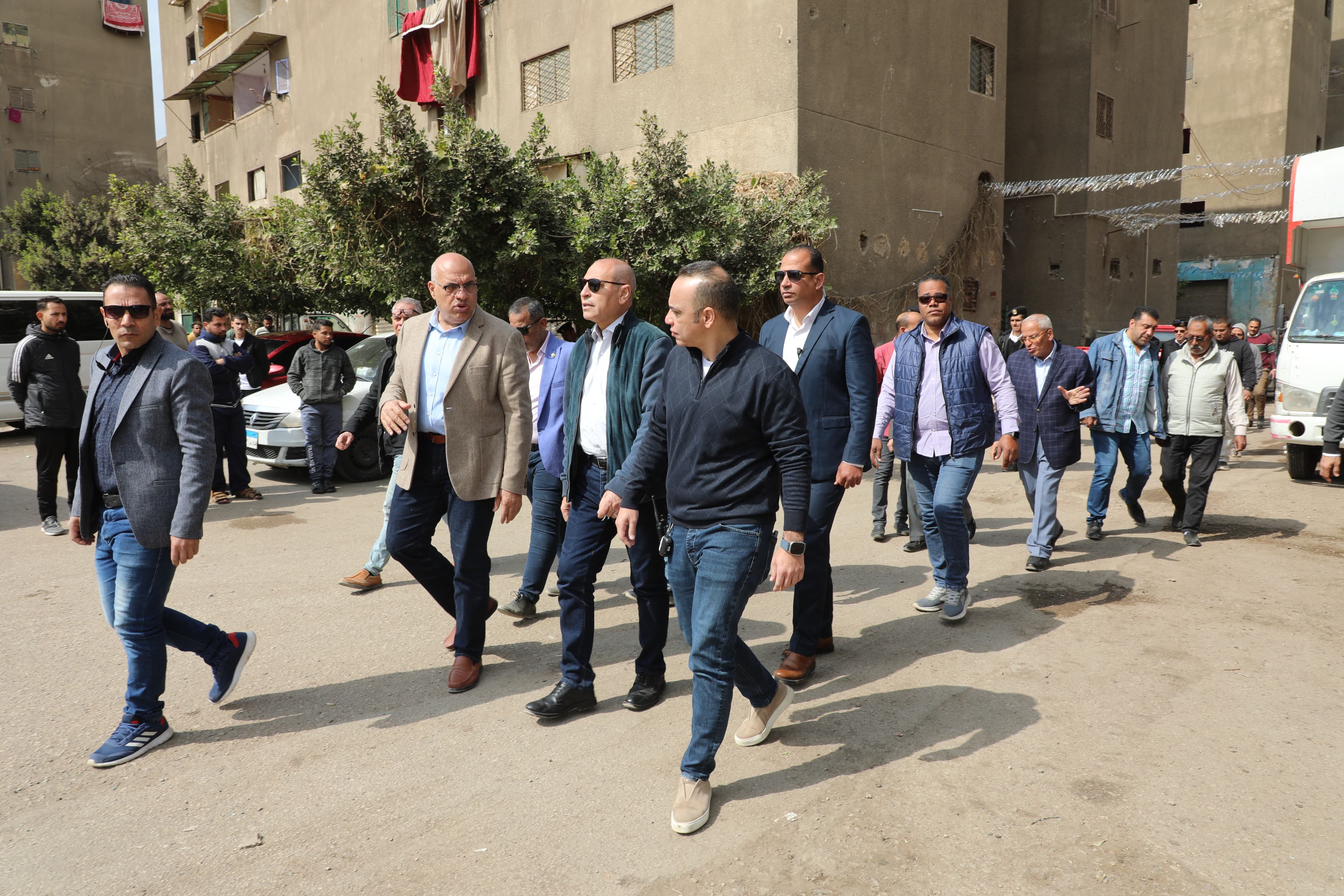 جانب من متابعة المحافظة جانب من متابعة المحافظة