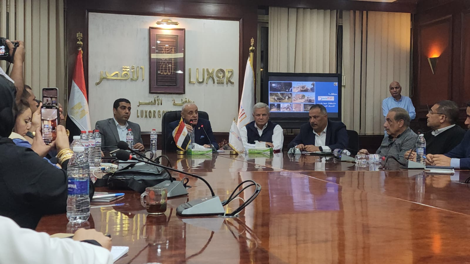 لقاء لكشف تفاصيل إنهاء أزمة كسر خطوط مياه الحبيل