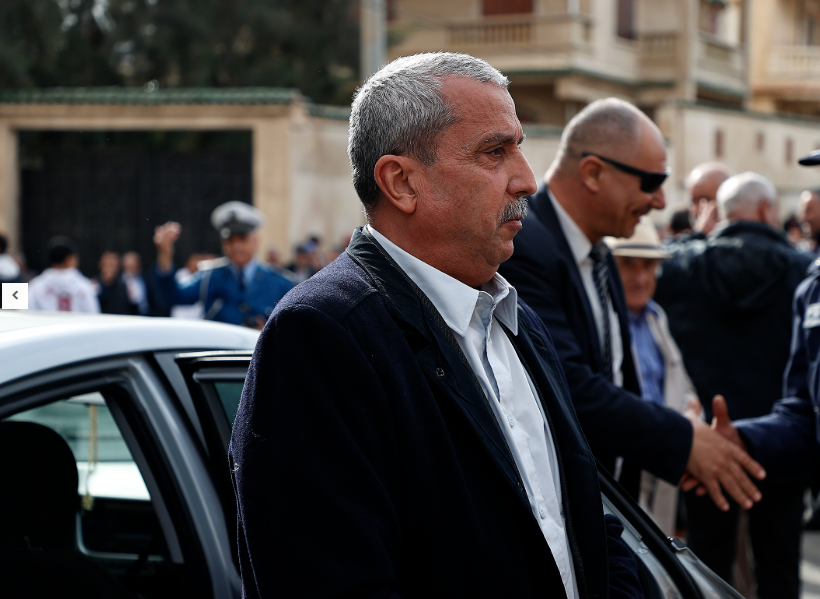 وليد صادي فى وداع جمال مناد