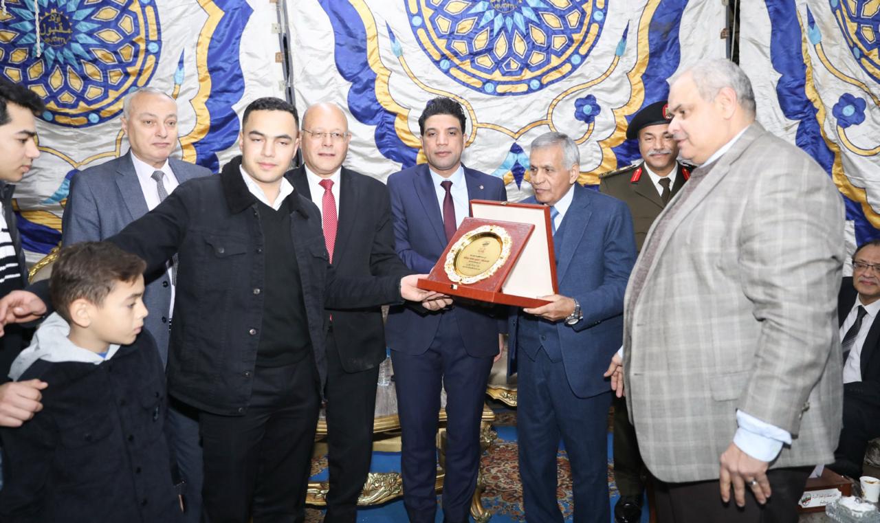  تكريم أسر المستشارين الراحلين (1)