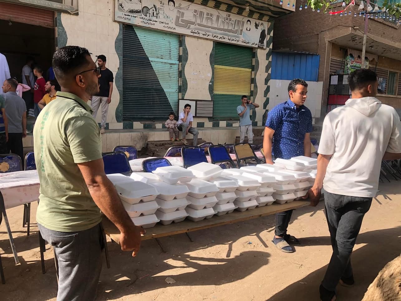 تجهيزات مائدة إفطار الوراق