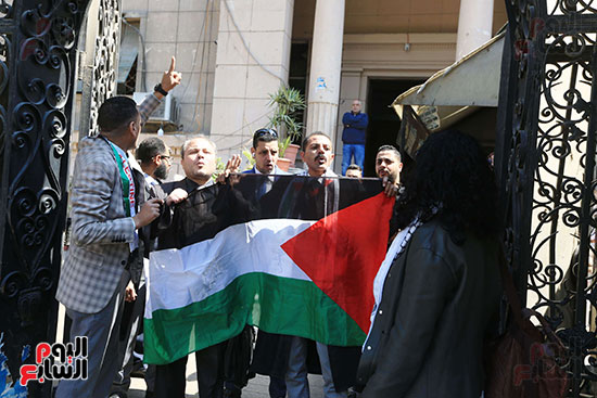 وقفة بنقابة المحاميين لدعم فلسطين (2)