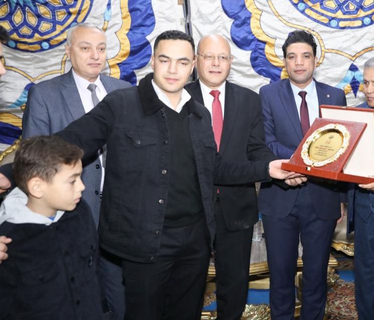  تكريم أسر المستشارين الراحلين (2)
