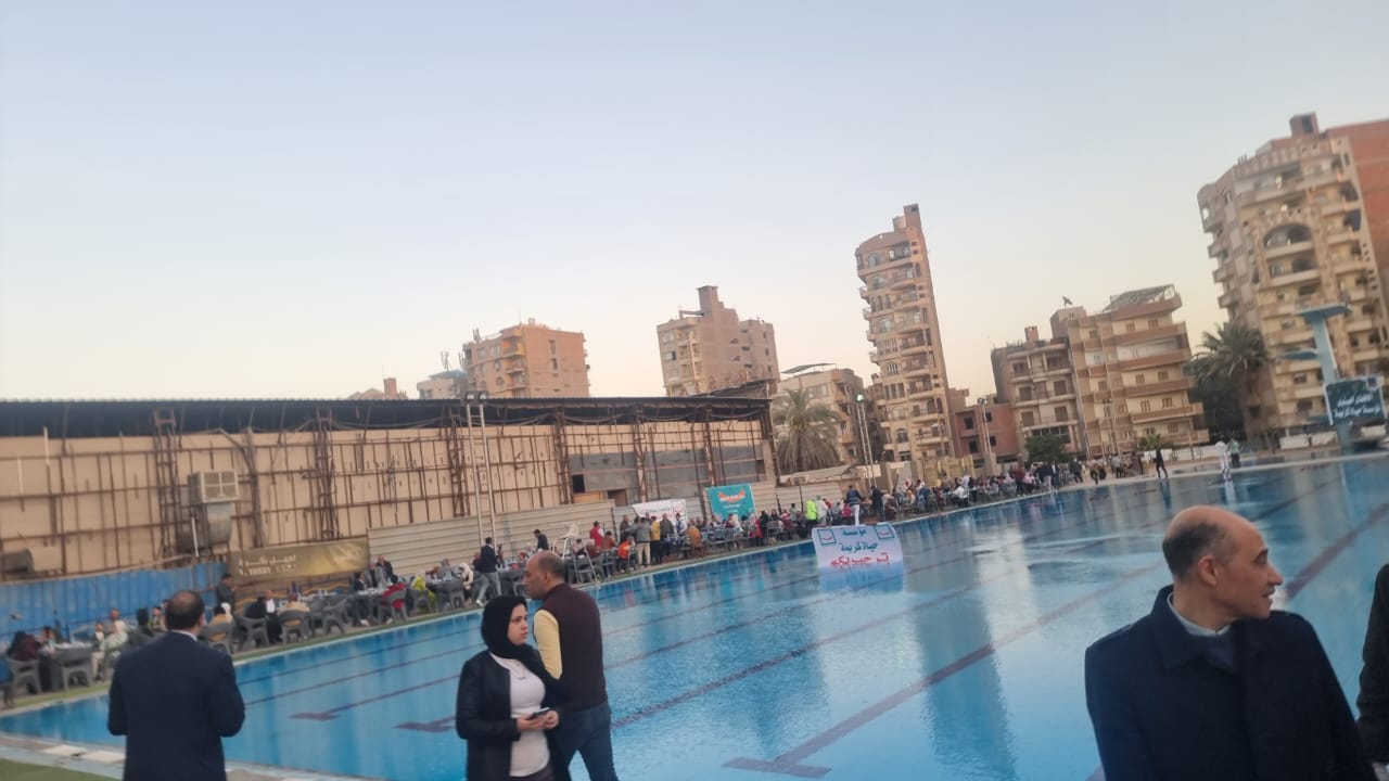 المتطوعين المشاركين بالإفطار المتطوعين المشاركين بالإفطار