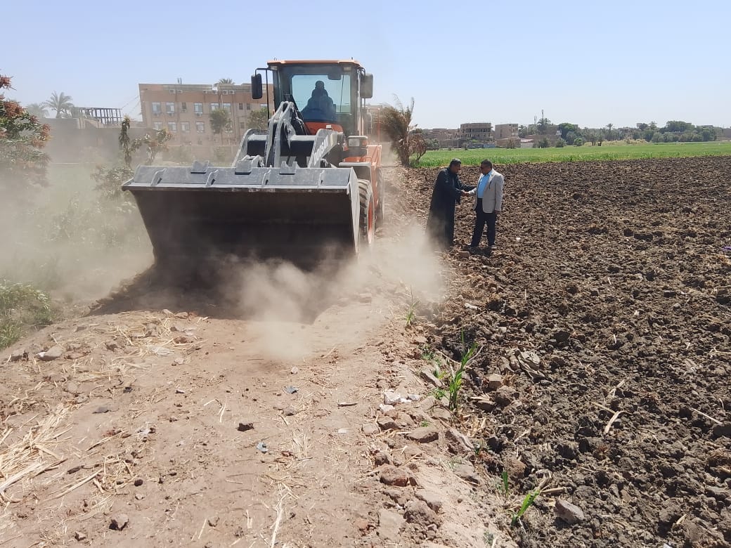 حملات مدن الأقصر على حالات تعدى على مساحة 232 ألف متر