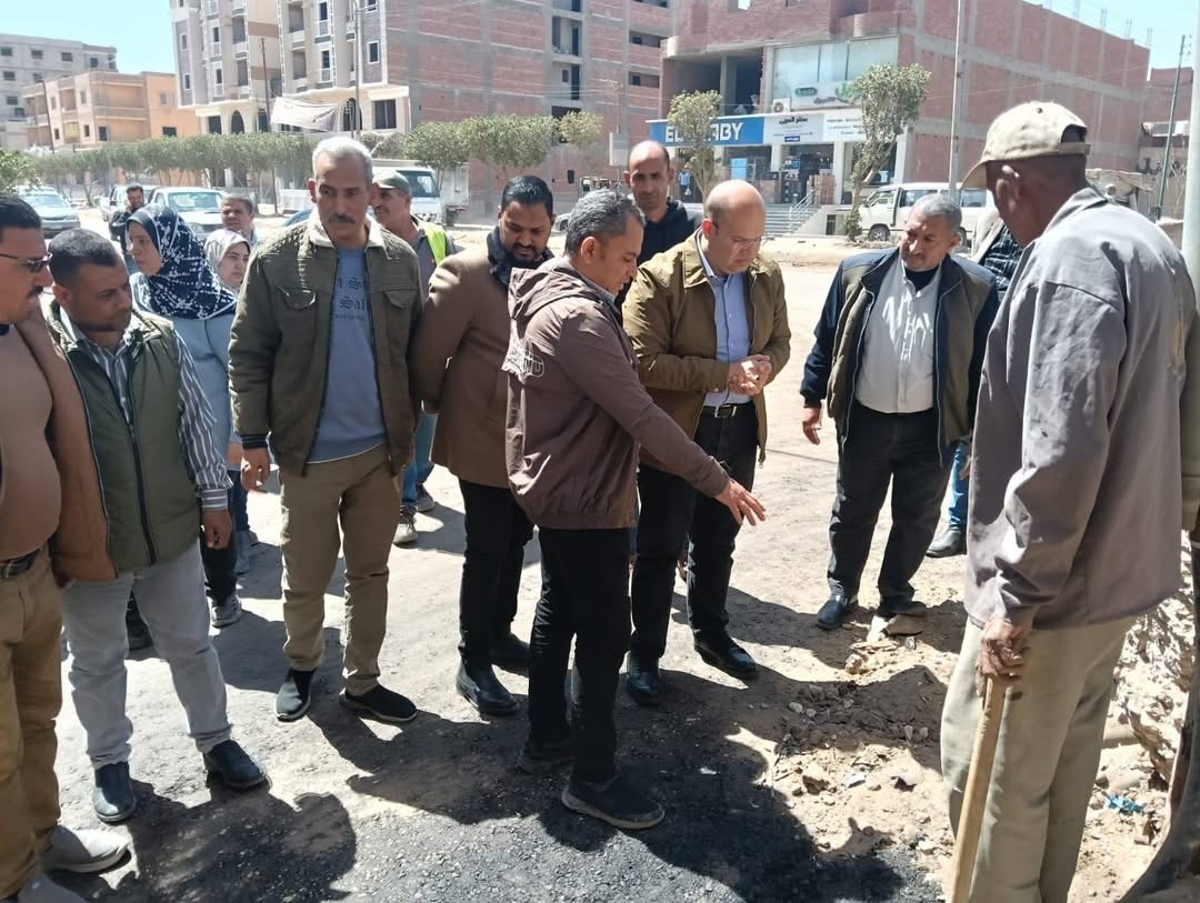 جانب من جولة نائب المحافظ جانب من جولة نائب المحافظ