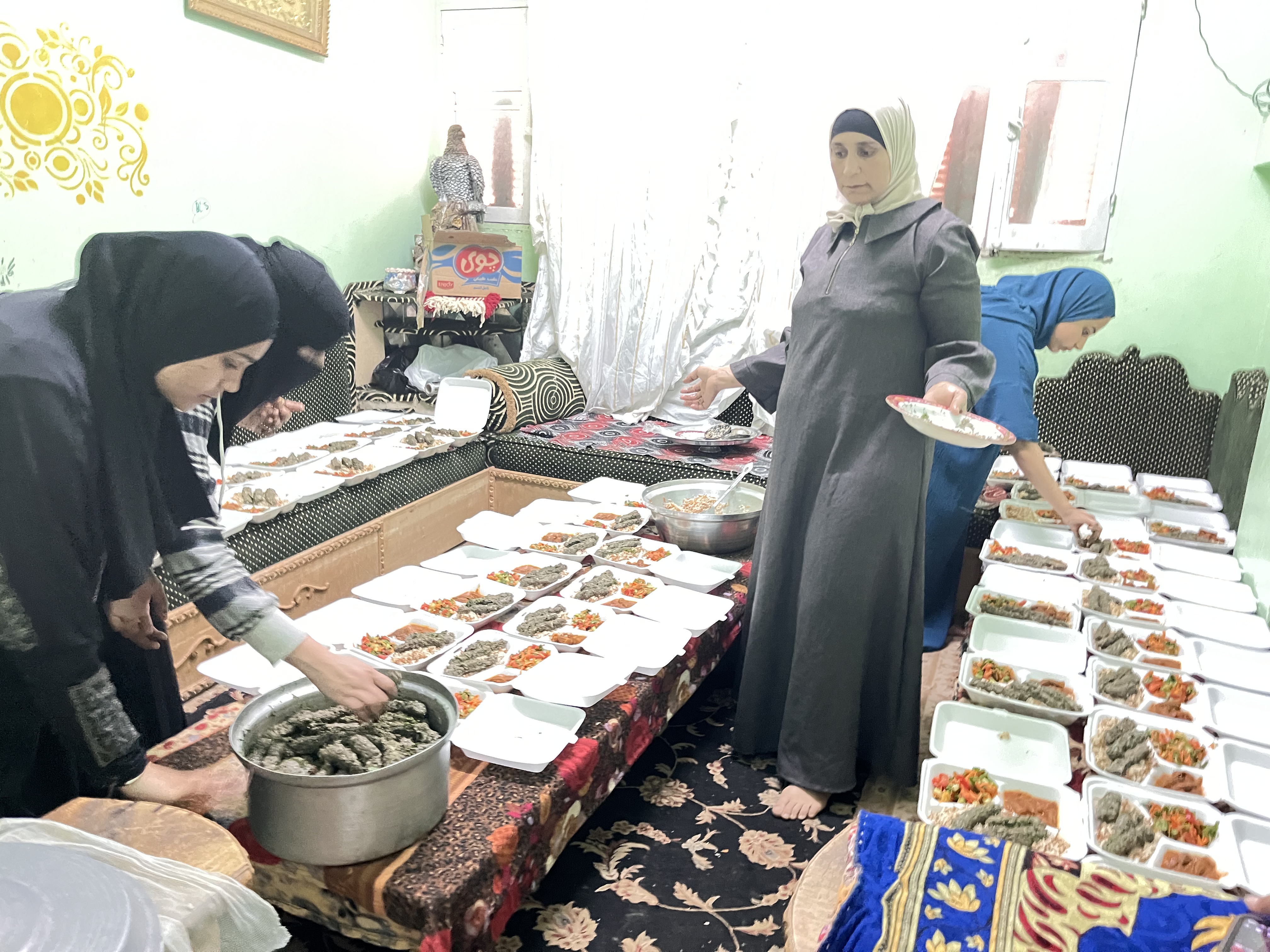 خلال يوميات العمل خلال يوميات العمل