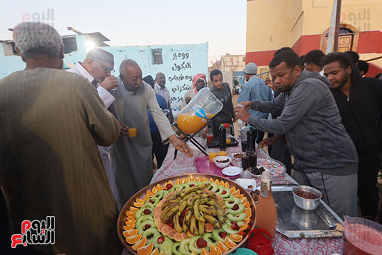 إفطار-جماعى-لأهل-النوبة-وسط-الطبيعة-الساحرة-(1)