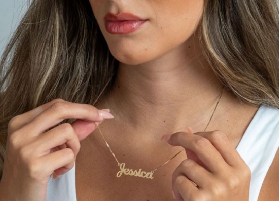 سلسلة بتصميم شخصي