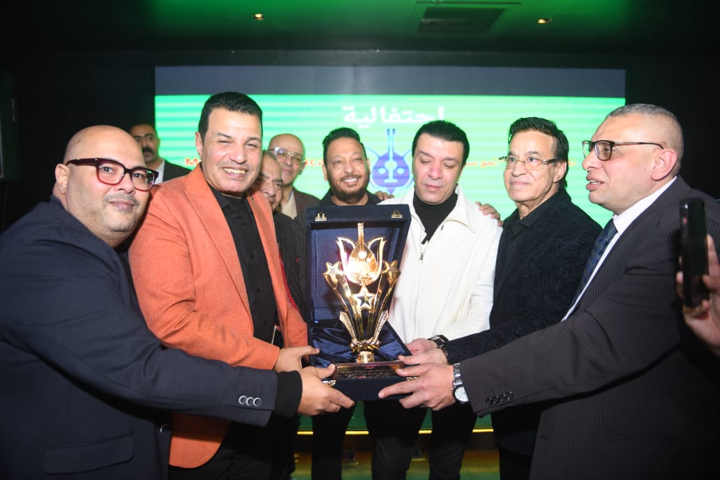 تكريم مصطفى كامل في حفل إفطار نقابة الموسيقيين (5)