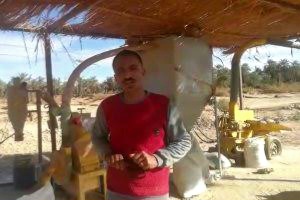 احمد راغب داخل وحدة تدوير المخلفات بقرية الراشدة احمد راغب داخل وحدة تدوير المخلفات بقرية الراشدة