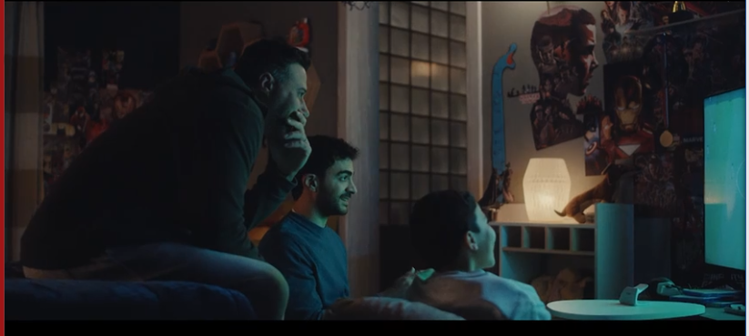 الطفل يوسف ومباراة بلاستيشن