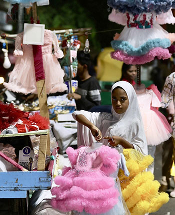 محلات بيع ملابس الأطفال