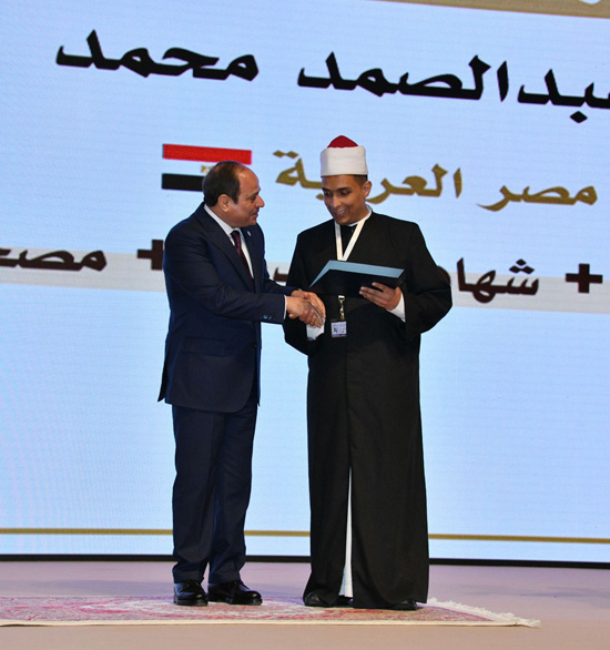 الرئيس السيسي ليلة القدر (3)