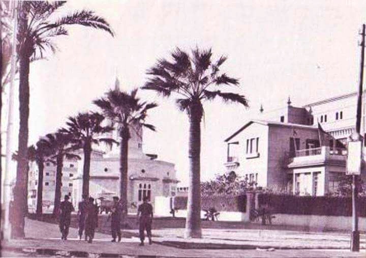 الفيلا مكان المسجد حاليا الفيلا مكان المسجد حاليا