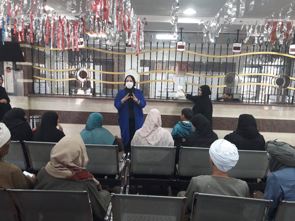 ندوات للسيدات حول التربية الآمنة للطيور ومرض الفاشيولا