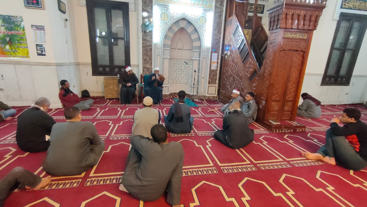 إقامة فعاليات ملتقى فكرى رمضانى دخل مسجد العتيق بإسنا