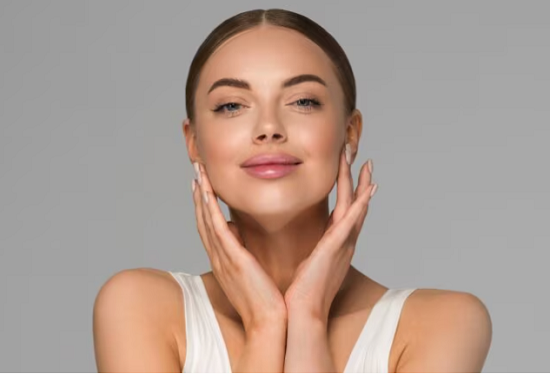 العناية بالبشرة