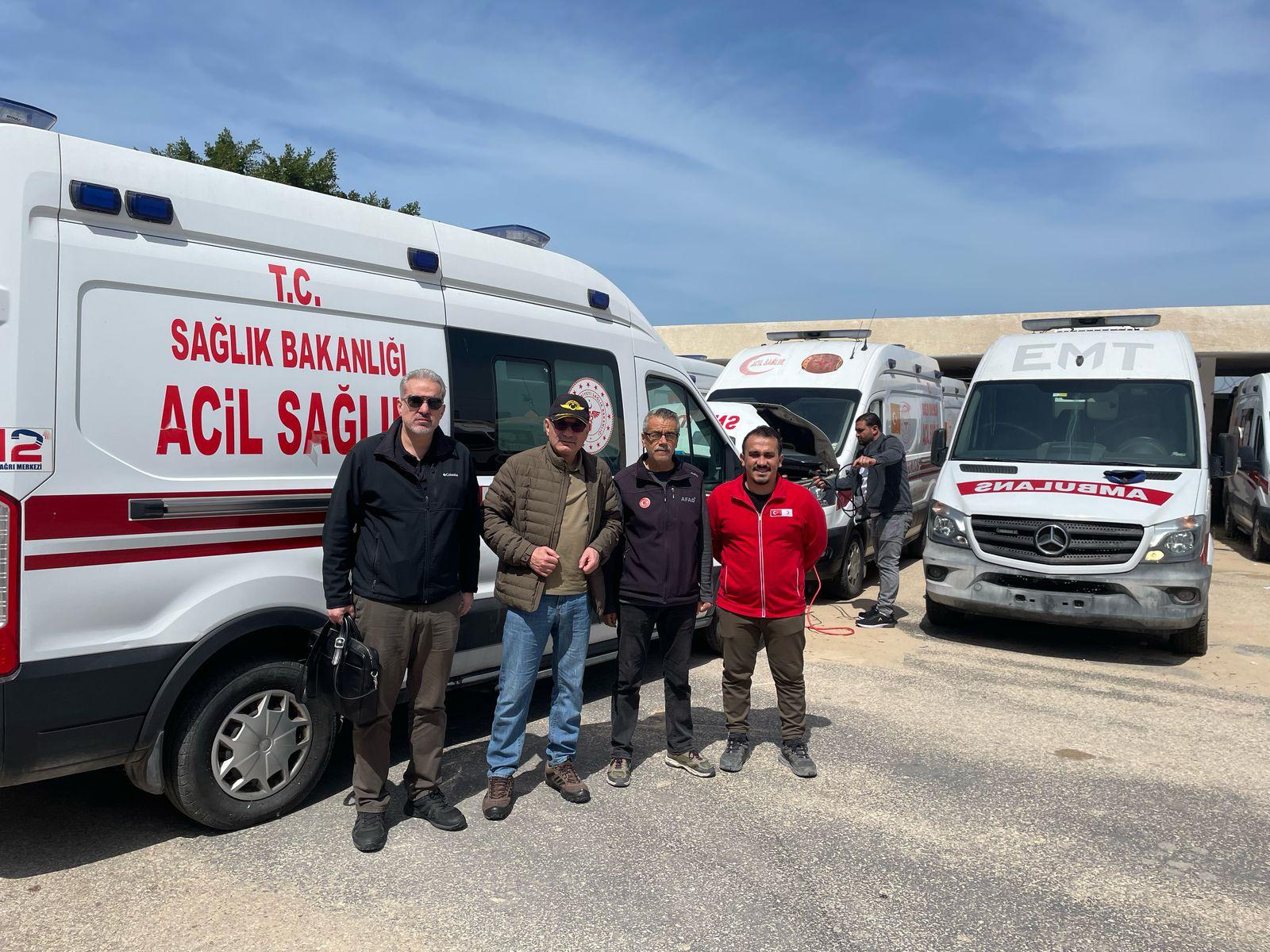 السفير خلال الجولة