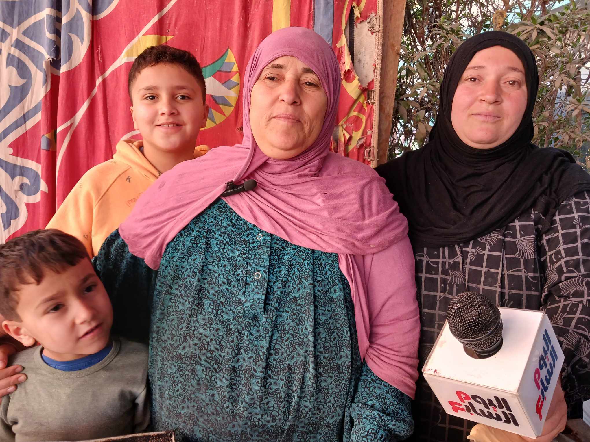 اسرة العم مصطفى اسرة العم مصطفى