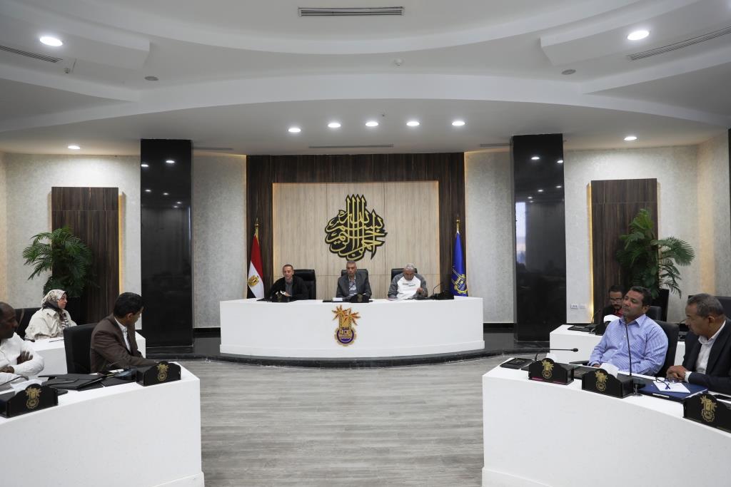 اجتماعات المحافظة مع مديريى المديريات اجتماعات المحافظة مع مديريى المديريات