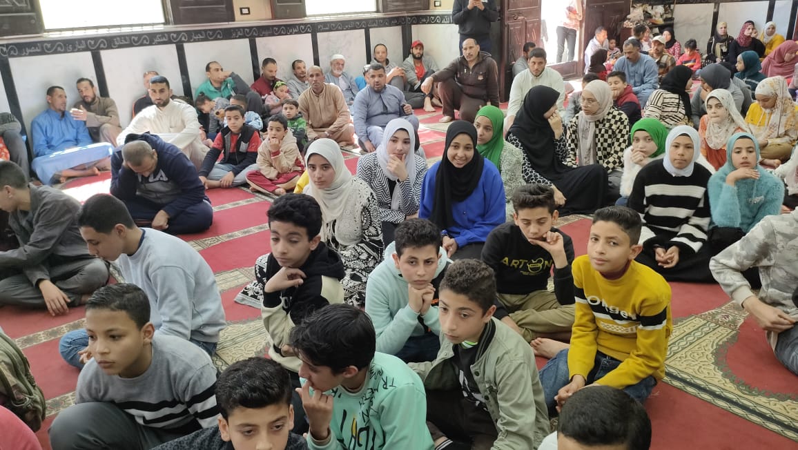 الاطفال المشاركون بمسابقة حفظ القرآن الاطفال المشاركون بمسابقة حفظ القرآن