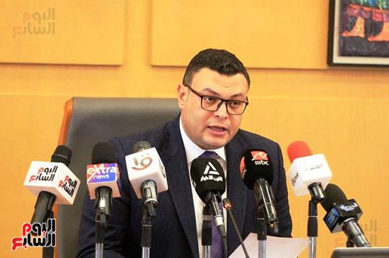 المهندس شريف الشربيني وزير الإسكان المهندس شريف الشربيني وزير الإسكان