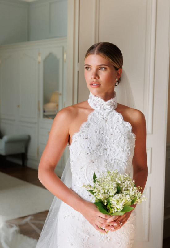 تسريحة شعر منخفضة