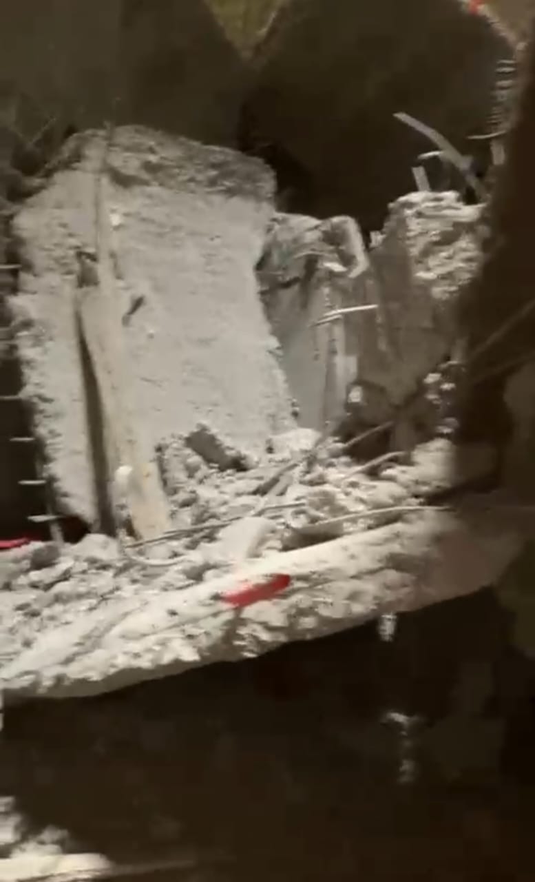 حمالة الازالة لى العقارين المخالفين