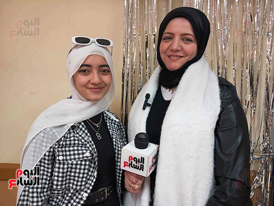 حبيبة-مع-اخصائية-المسرح