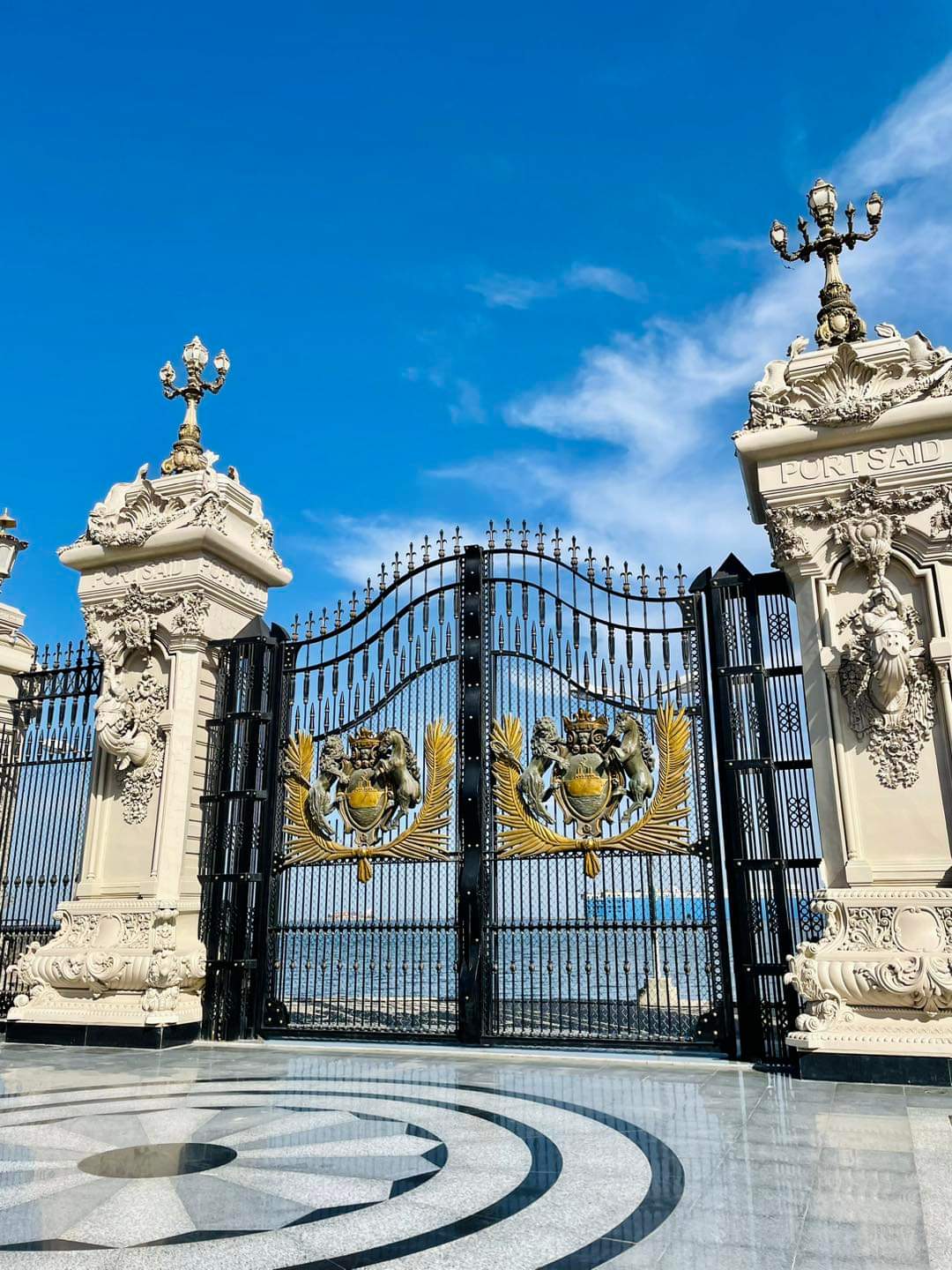 ديكورات بالممشى ديكورات بالممشى