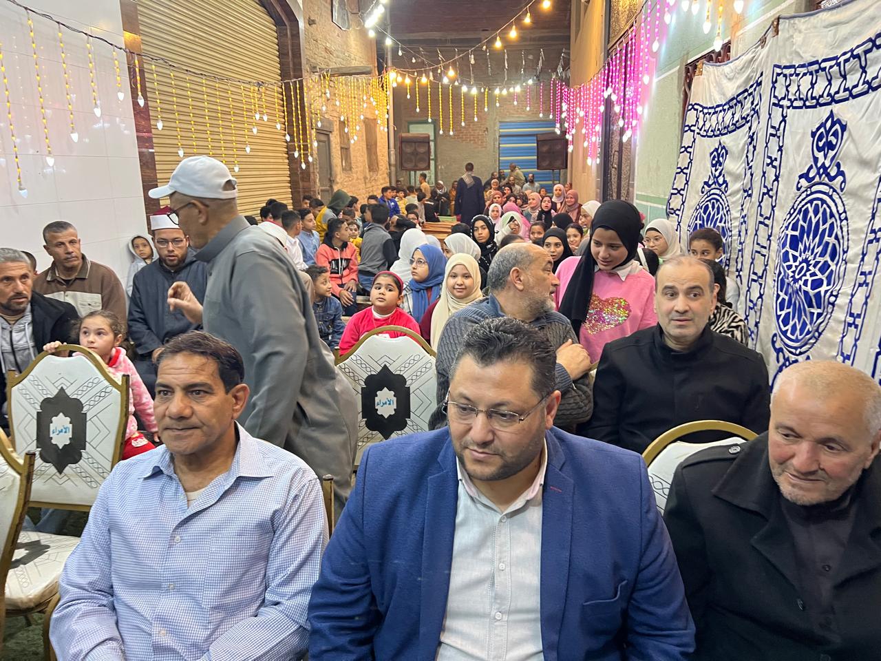 جانب من الحضور جانب من الحضور