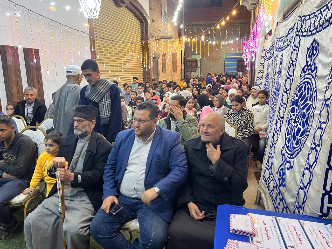 أهالي قرية ميت طاهر يودعون رمضان بامسية دينية أهالي قرية ميت طاهر يودعون رمضان بامسية دينية