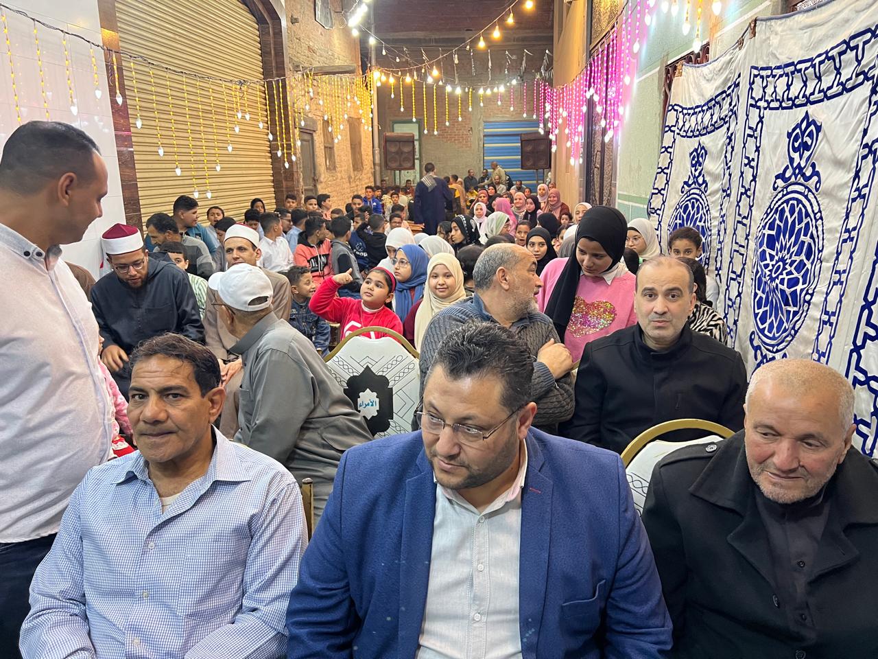 أمسية دينية في رداع رمضان بقرية ميت طاهر أمسية دينية في رداع رمضان بقرية ميت طاهر