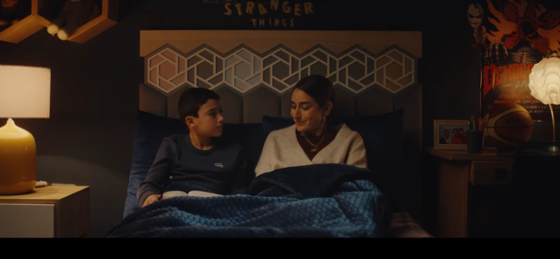 نيللي والطفل يوسف