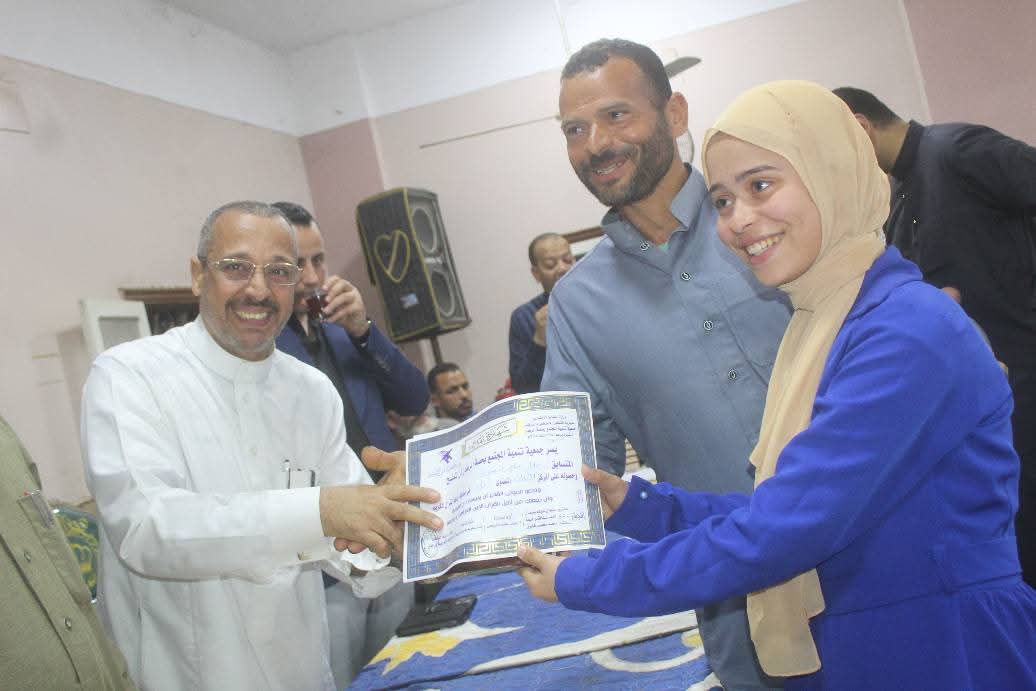 جانب من حفل تكريم حفظة القرآن الكريم فى حفل كبير بقرية حصة الرهبان بالشرقية (1)