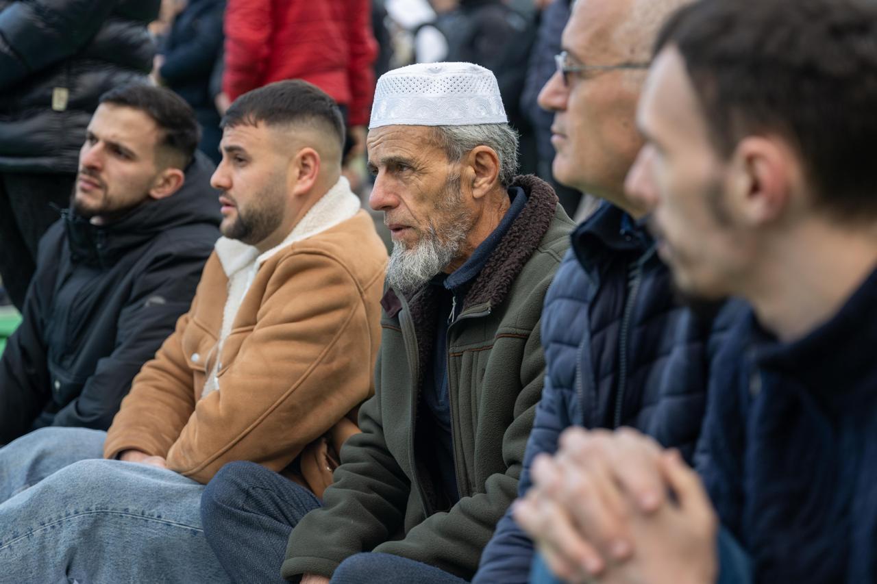 خطبةَ عيد الفطر في أكبر جوامع ألبانيا ومنطقة البلقان (5)
